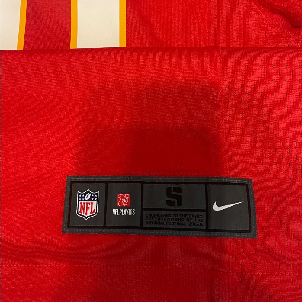 Nike Red NFL Jersey with Number 10 and Team Logo PACHECO - Picture 5 of 6